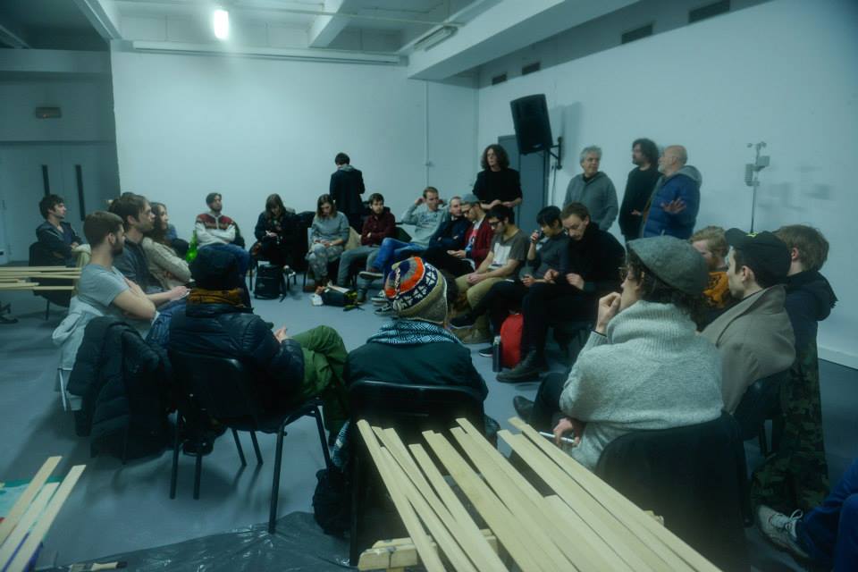 Spotkanie uczestników wystawy w galerii Bunkier Sztuki w Krakowie.