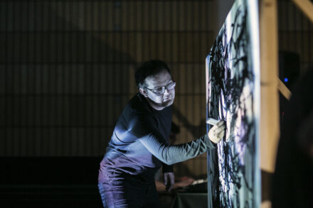 Grzegorz Mart występuje z RePerformance Ensemble